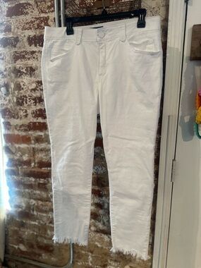 Democracy Women’s White Skinny Jeans with Frayed Hem, Size 14